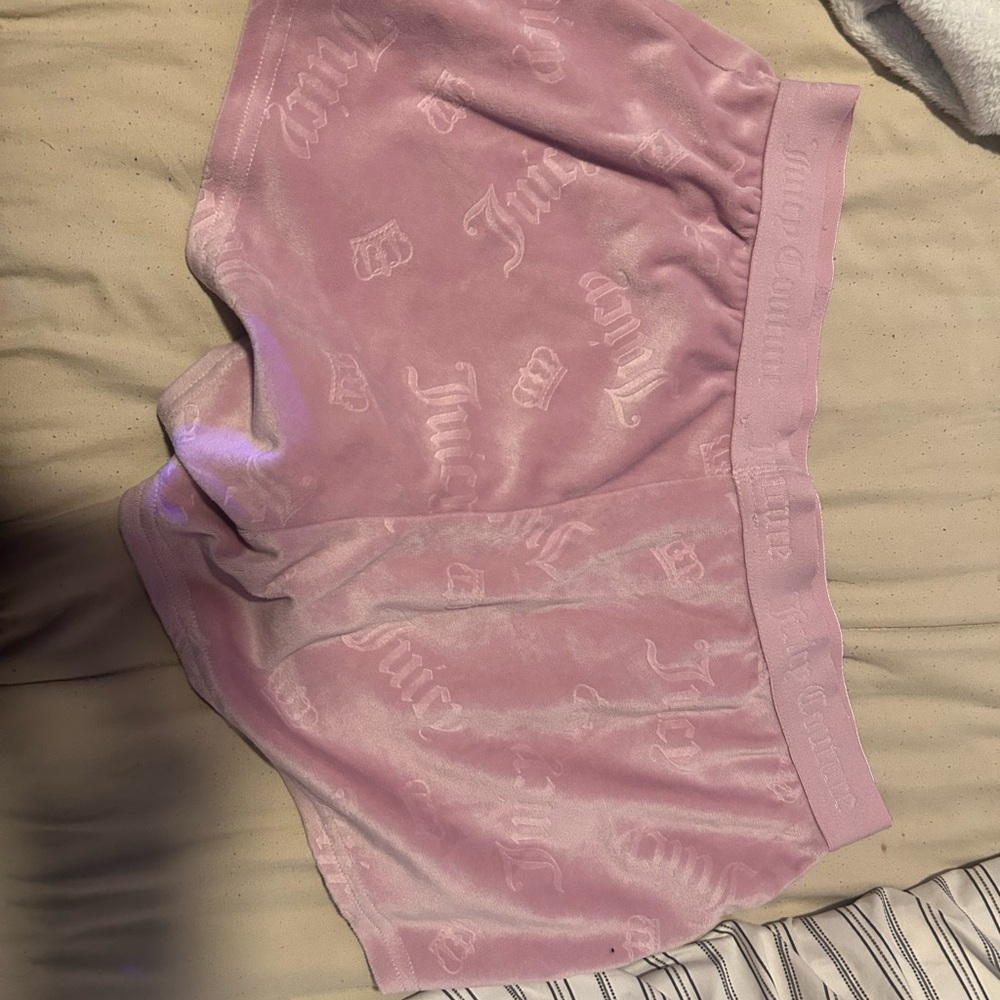 Juicy Couture Light Pink Velour Lounge Shorts